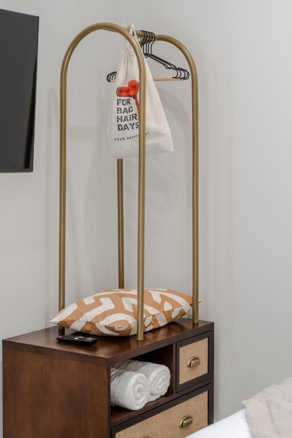 Tooting - Your Apartment ลอนดอน ภายนอก รูปภาพ